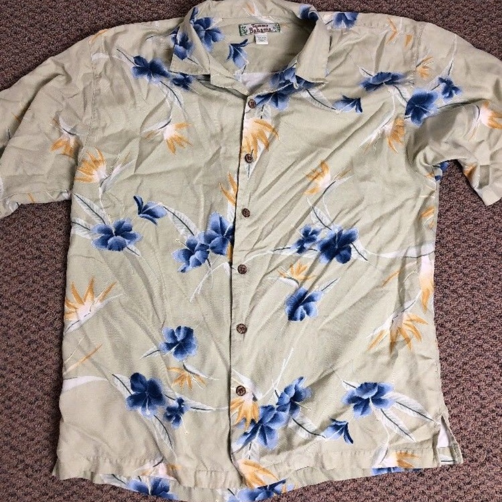 Tommy Bahama Hawaiian Shirt 100% Silk